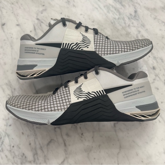 Nike Other - EXCELLENT Nike Metcon 8 Low Photon Dust Anthracite - DO9328-004 - Size 10.5 Men